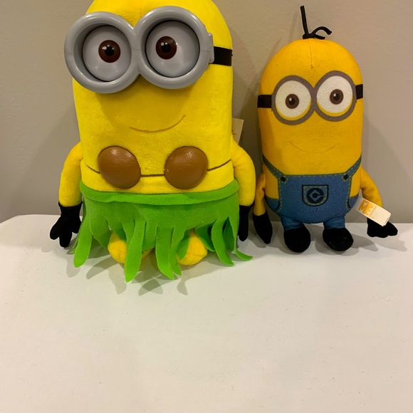 Despicable Me 3 &2 MINIONS : Laugh & Giggle Plush 12" Minion + 8" plush Minion - Picture 1 of 6
